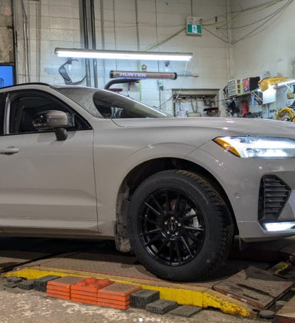 2018+ Volvo XC60 18" Winter Tire and Wheel Package (Studless Michelin Tires and Fast Wheels)